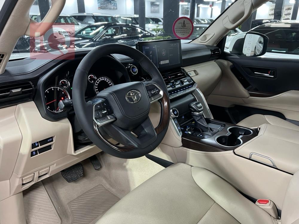 تويوتا لاندكروزر